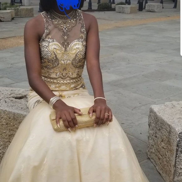 Prom/Wedding - Picture 2 of 7